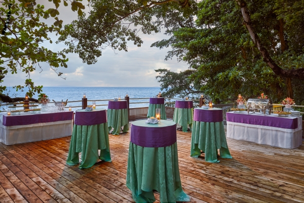 Independence Hotel (Kâmpóng Saôm)